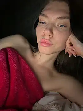 Lisaaa Alisa online show from 8, 6, 2026