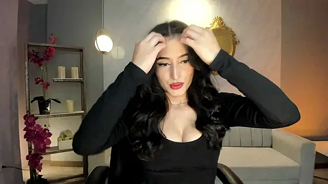 Snapshot of DominiqueVega chatting on 10, 1, 2025 DominiqueVega online show from 10, 1, 2025