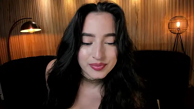 DominiqueVega online show from 15, 4, 2026