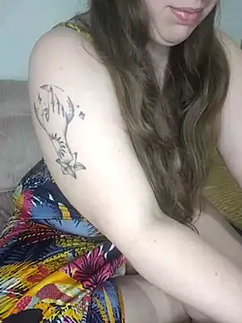 FrancaiseLynne online show from 9, 3, 2025