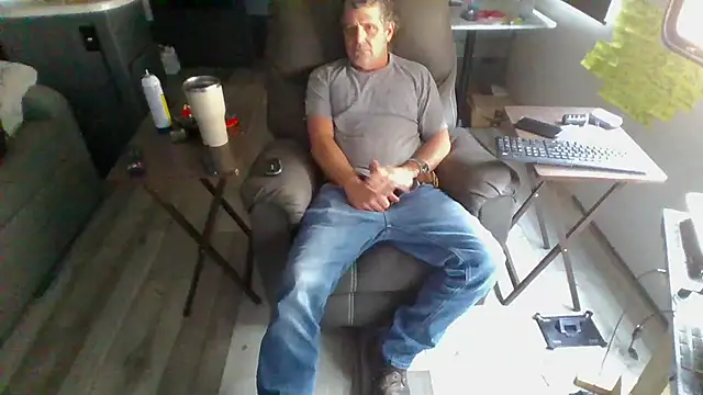 lateniter online show from 10, 2, 2026