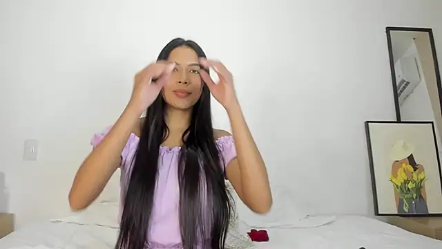 Snapshot of rouse_4 chatting on 17, 10, 2025 rouse 4 online show from 17, 10, 2025