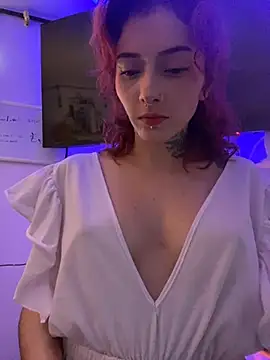 LiliJones  online show from 19, 3, 2025