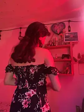 LiliJones  online show from 19, 2, 2026