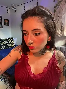 LiliJones  online show from 4, 5, 2026