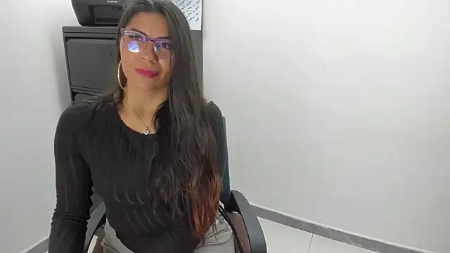 Luna Dumont online show from 1, 6, 2026