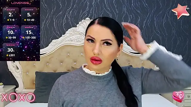 Lauren Saint online show from 6, 2, 2025