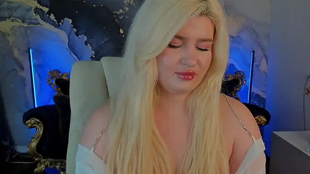 CocoSecretss online show from 5, 2, 2025