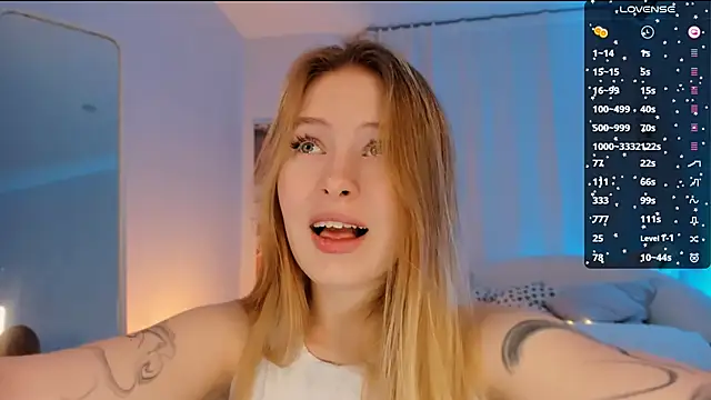 Veronica Blush online show from 15, 1, 2025