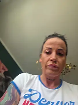 EmilyDiazofficial online show from 24, 7, 2026