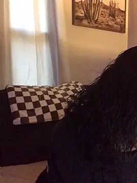 SidneyRaee online show from 17, 11, 2025