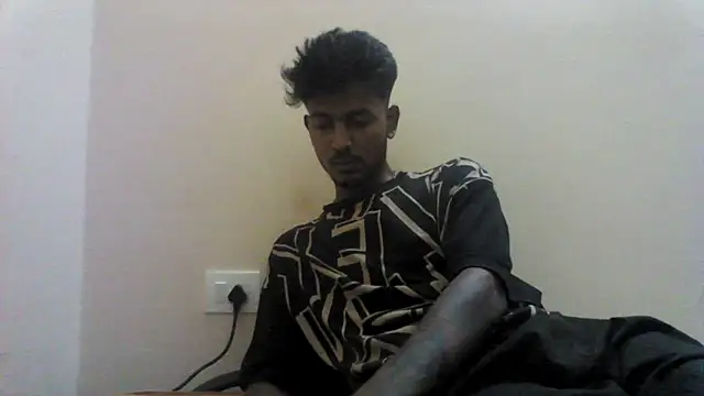 Snapshot of just_fucks chatting on 7, 10, 2025 just fucks online show from 7, 10, 2025