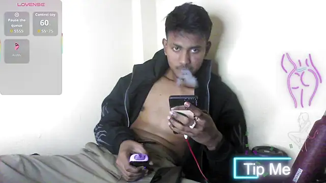 Snapshot of just_fucks chatting on 5, 1, 2026 just fucks online show from 5, 1, 2026