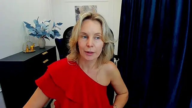 Sinty Devis online show from 19, 9, 2025