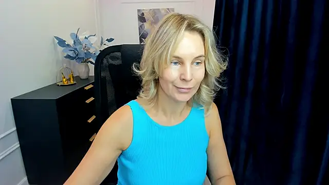 Sinty Devis online show from 27, 9, 2025