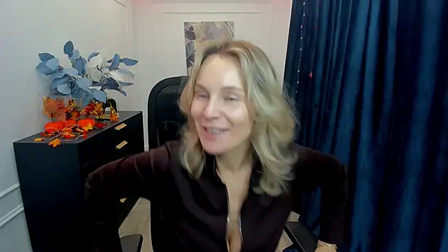 Sinty Devis online show from 22, 10, 2025