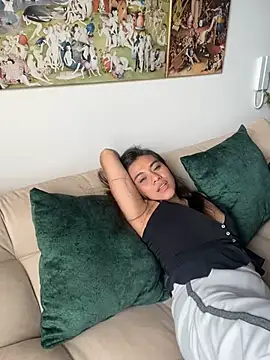 Snapshot of Nina-Eros1 chatting on 1, 3, 2025 Nina-Eros1 online show from 1, 3, 2025