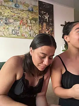 Snapshot of Nina-Eros1 chatting on 6, 1, 2026 Nina-Eros1 online show from 6, 1, 2026