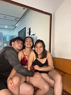 Snapshot of Nina-Eros1 chatting on 5, 2, 2026 Nina-Eros1 online show from 5, 2, 2026