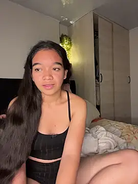 Snapshot of Nina-Eros1 chatting on 21, 2, 2026 Nina-Eros1 online show from 21, 2, 2026