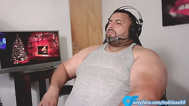 Snapshot of rodrix54 chatting on 13, 12, 2024 rodrix54 online show from 13, 12, 2024