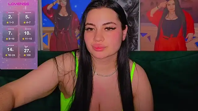 Snapshot of Nikki_Kardashian chatting on 23, 12, 2024 Nikki Kardashian online show from 23, 12, 2024