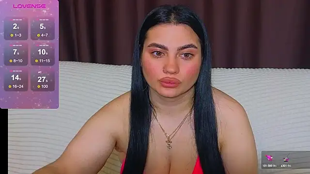 Snapshot of Nikki_Kardashian chatting on 12, 2, 2025 Nikki Kardashian online show from 12, 2, 2025