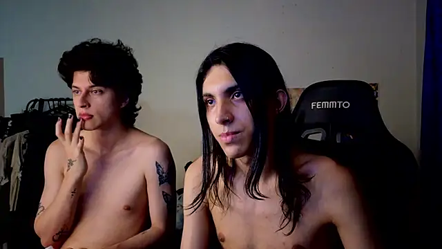 angelitofemboy online show from 4, 11, 2025