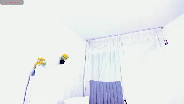 RoxannaBlanche online show from 25, 2, 2025