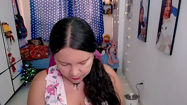 claryssa  online show from 13, 12, 2025