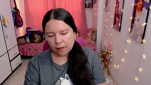 claryssa  online show from 2, 5, 2026