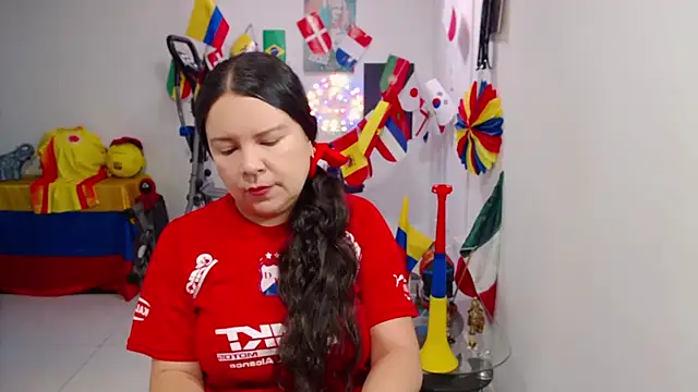claryssa  online show from 4, 7, 2026