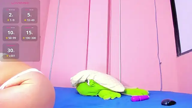 Snapshot of grandmother_milf chatting on 20, 12, 2024 grandmother milf online show from 20, 12, 2024