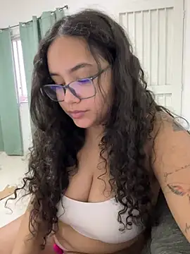 CurlyGirl 1 online show from 22, 2, 2025