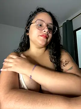 CurlyGirl 1 online show from 9, 11, 2025