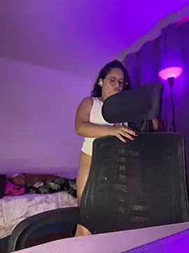 CurlyGirl 1 online show from 24, 2, 2026