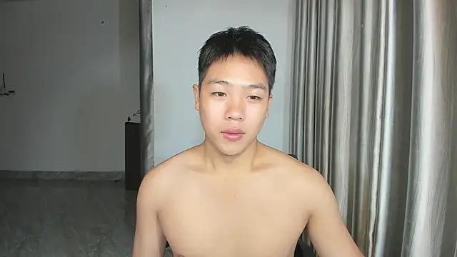 Snapshot of Oliver_Nl chatting on 11, 1, 2025 Oliver Nl online show from 11, 1, 2025