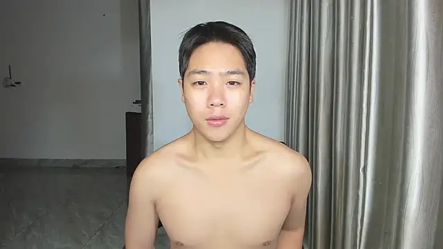 Snapshot of Oliver_Nl chatting on 15, 2, 2025 Oliver Nl online show from 15, 2, 2025