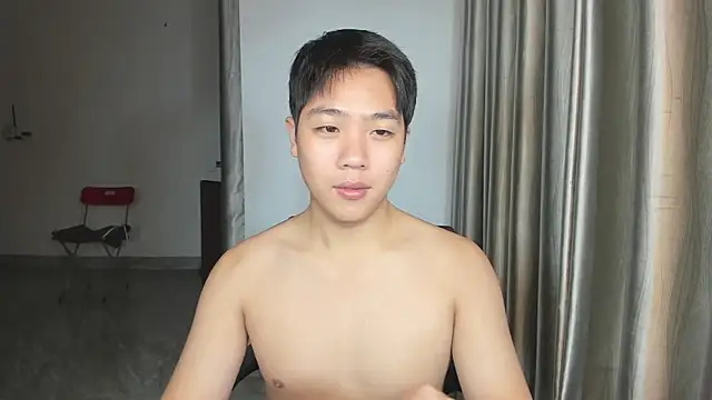 Snapshot of Oliver_Nl chatting on 21, 2, 2025 Oliver Nl online show from 21, 2, 2025