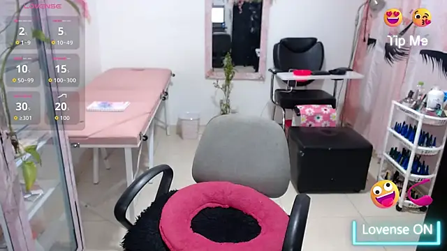 titsbiglovers online show from 30, 6, 2026