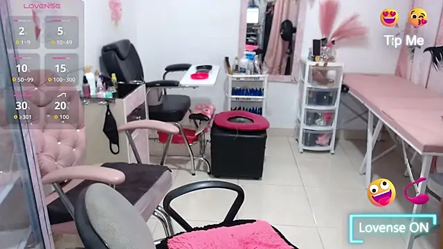 titsbiglovers online show from 2, 8, 2026
