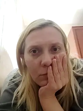 LeraSweet online show from 5, 10, 2025