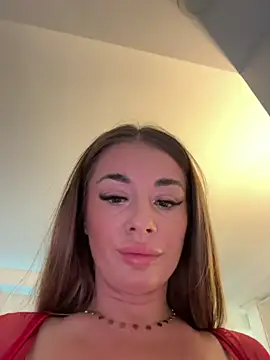 Snapshot of IsabellaEtthan chatting on 10, 7, 2026 IsabellaEtthan online show from 10, 7, 2026