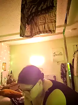 Snapshot of BeckiTooSweet chatting on 31, 12, 2024 BeckiTooSweet online show from 31, 12, 2024