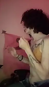 Snapshot of SuccubusTatuada chatting on 17, 9, 2025 SuccubusTatuada online show from 17, 9, 2025