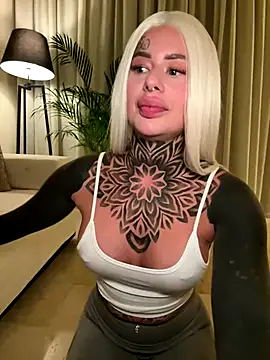 bambixboo online show from 8, 9, 2025