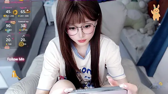 Snapshot of Sweet-18wanwan chatting on 6, 6, 2026 Sweet-18wanwan online show from 6, 6, 2026