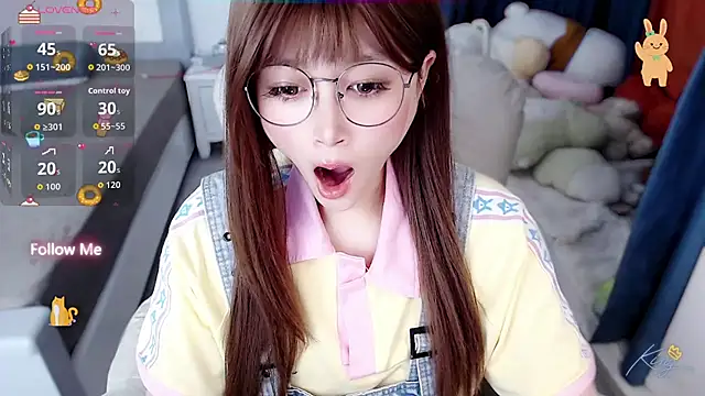 Snapshot of Sweet-18wanwan chatting on 3, 7, 2026 Sweet-18wanwan online show from 3, 7, 2026
