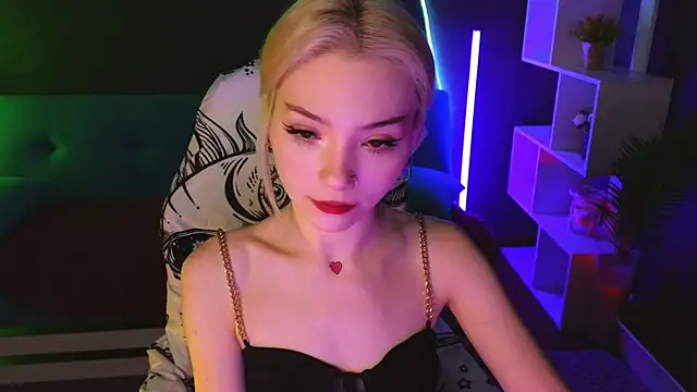 SandraBoyl online show from 2, 2, 2025