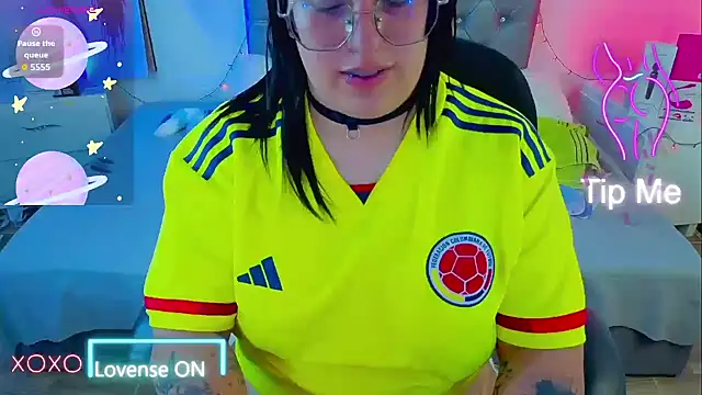 Snapshot of NatalieHarris chatting on 27, 6, 2026 NatalieHarris online show from 27, 6, 2026